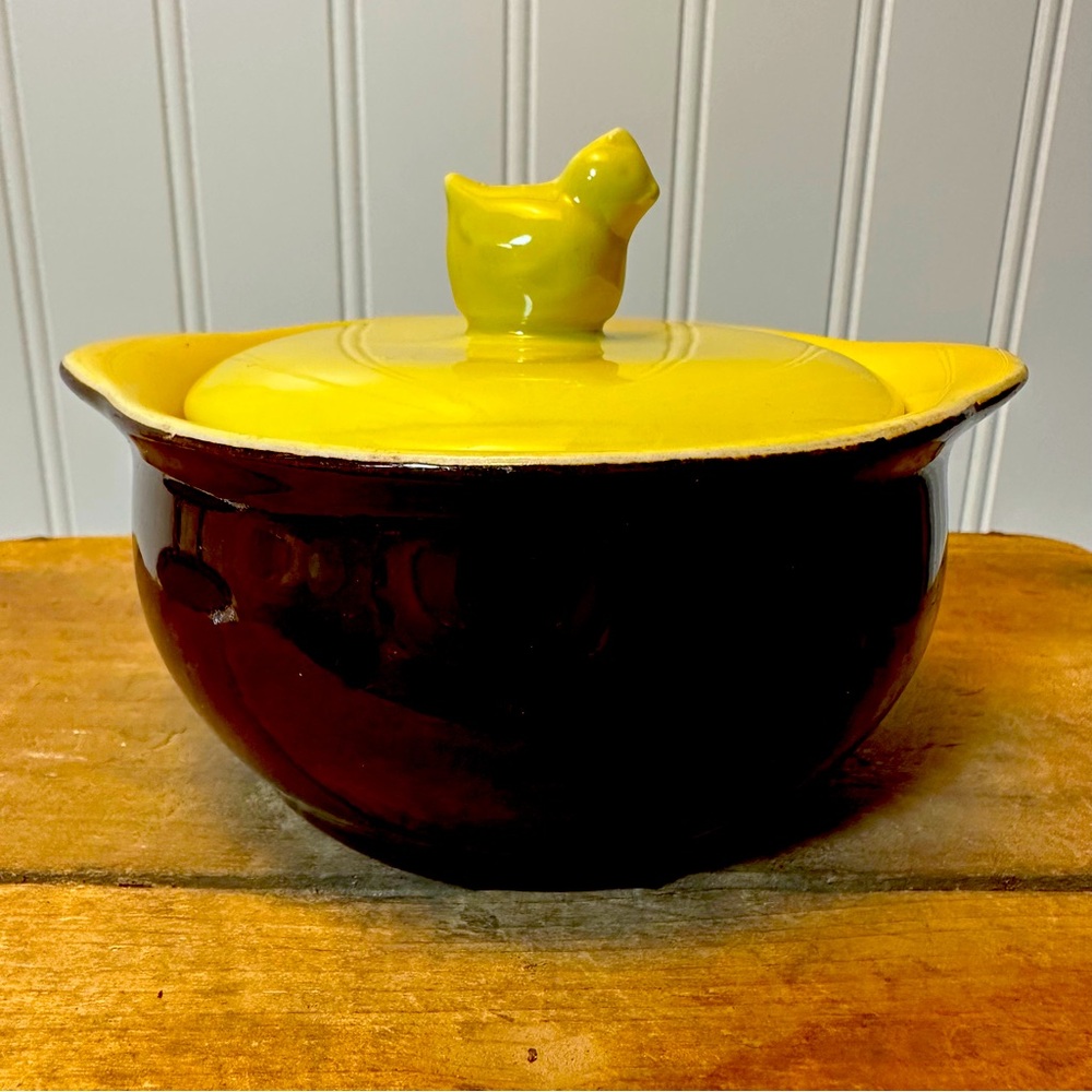 Vintage Hall Mini-Casserole with Chick